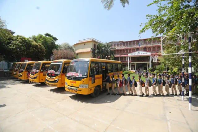 Silver Oak School Gallery