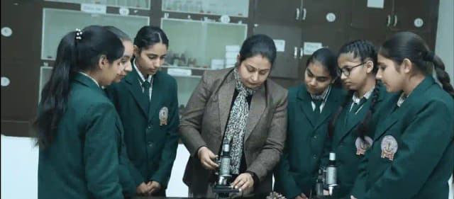 Shah Satnam Ji Girls School Gallery