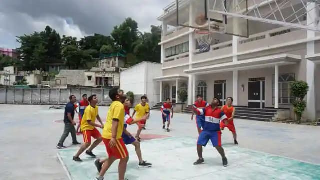 Beverly Hills Shalini School Gallery