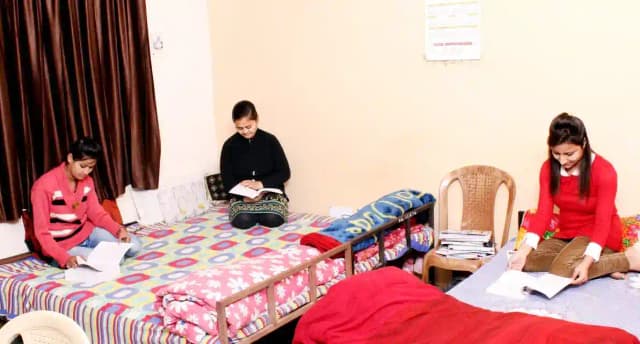 Puran Murti Global School Gallery