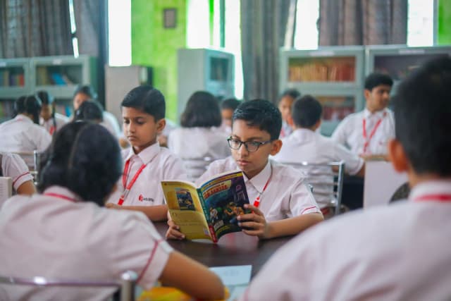 Radcliffe School Gallery