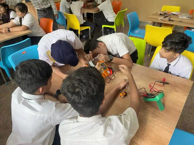 Choithram International Gallery