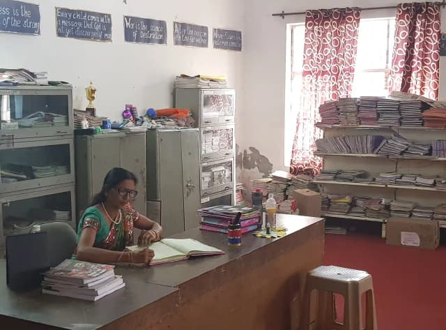 Ideal Public School Gallery