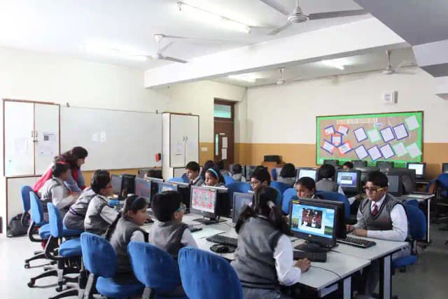 Amity International School Gallery