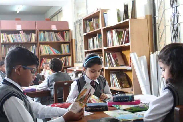 Amity International School Gallery