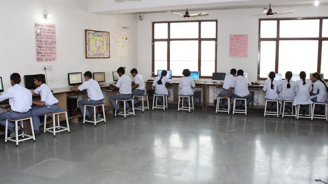 Veer Public School Gallery