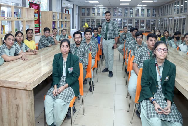 Mother Divine Public School Gallery