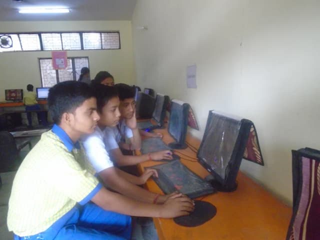 Savitri Public School Gallery