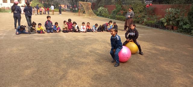 Happy School Gallery