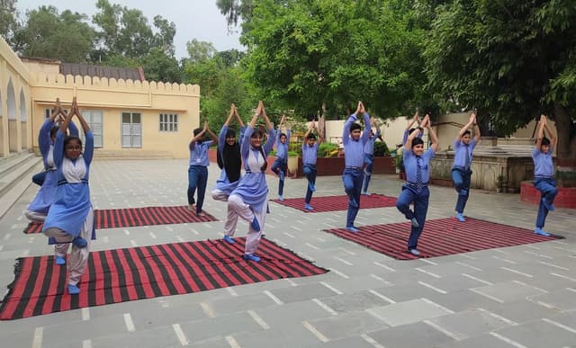 Anglo Arabic Model School Gallery