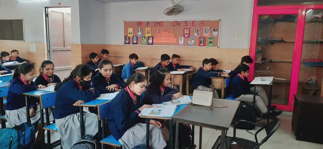 Pooja Public School Gallery