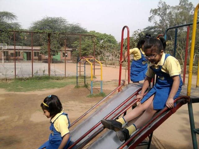 Banyan Tree School Gallery