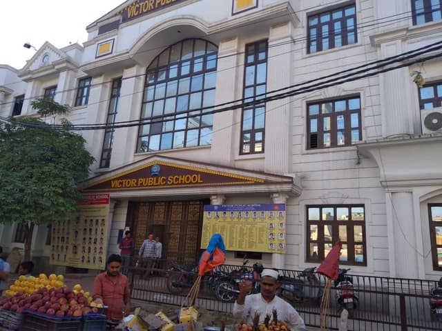 Victor Public School Gallery