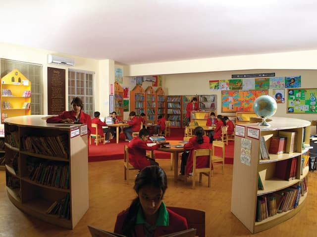 Scottish High International School Gallery