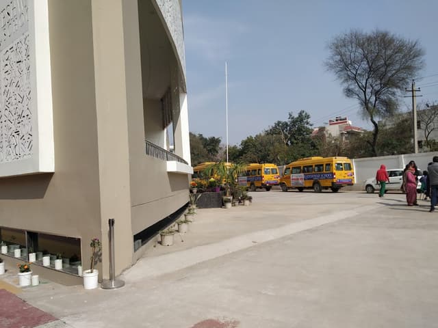 The Venkateshwar School Gallery