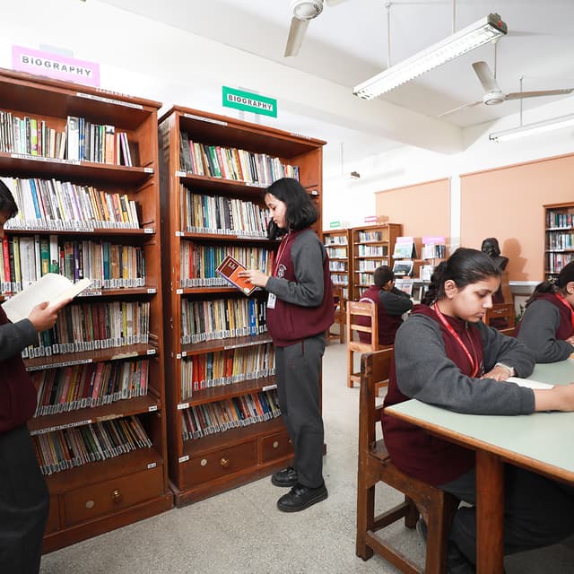 Cambridge School Gallery