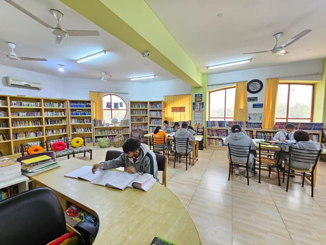 The Indian Heights School Gallery