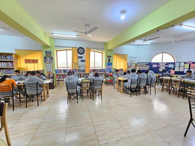 The Indian Heights School Gallery