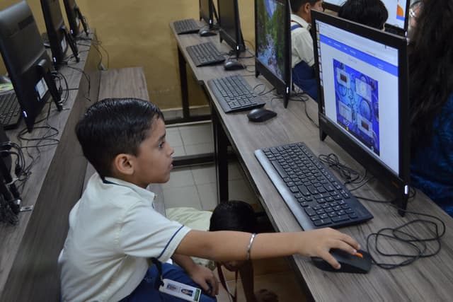 DLF Public School Gallery