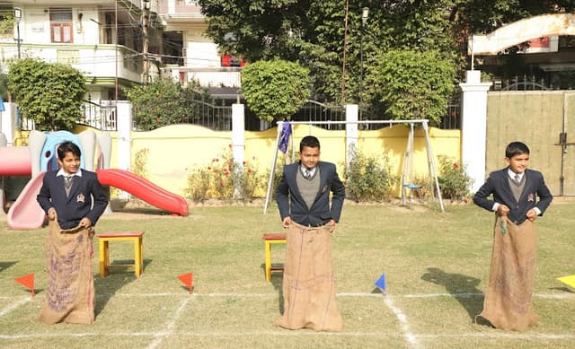 Aryan Public School Gallery