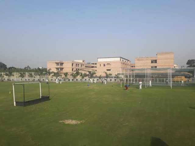 DAV Public School Gallery