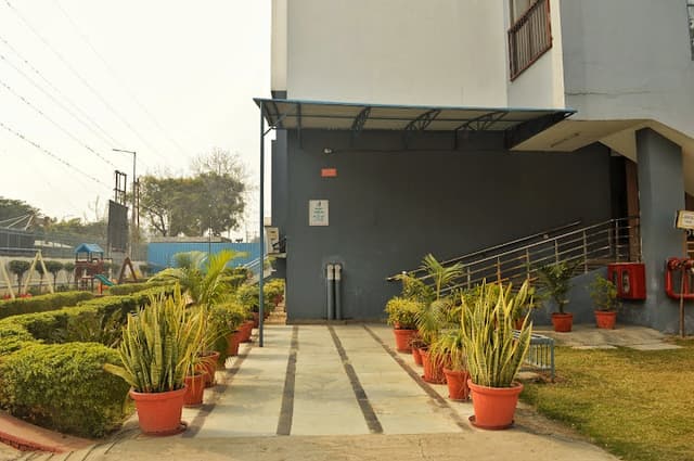 Bharat Ram Global School Gallery