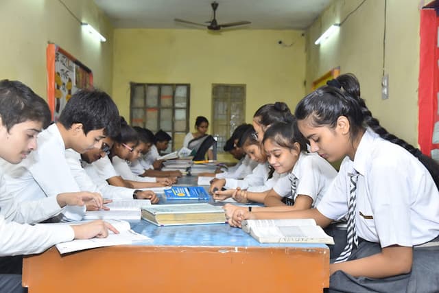 P C Institute Gallery