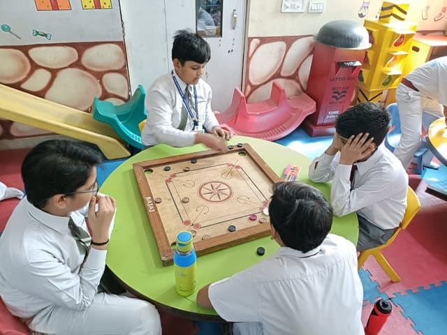 Arwachin World School Gallery