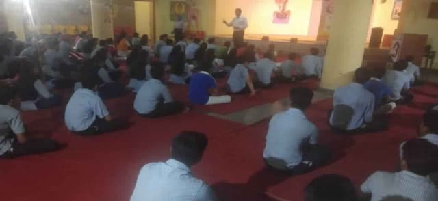 M.L. Public School Gallery