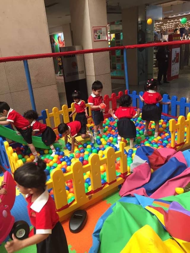 Maple Bear Canadian School Gallery