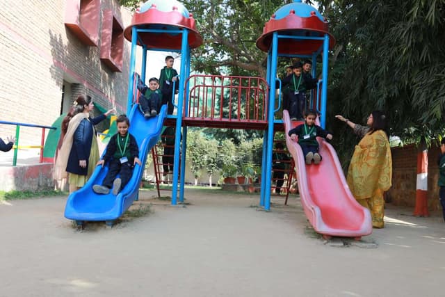 Cambridge School Gallery