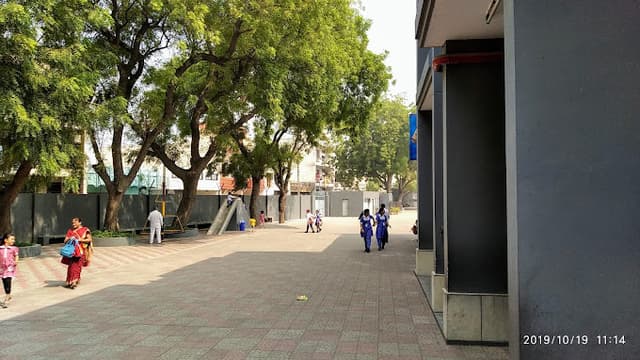 Holy Child School Gallery