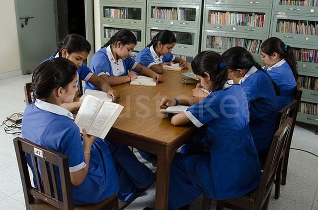 Holy Child School Gallery