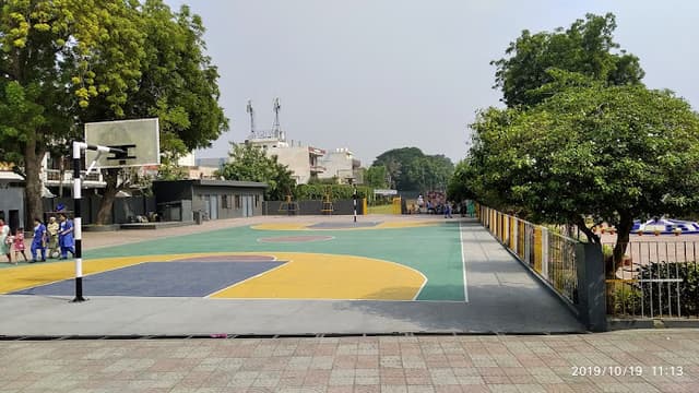 Holy Child School Gallery