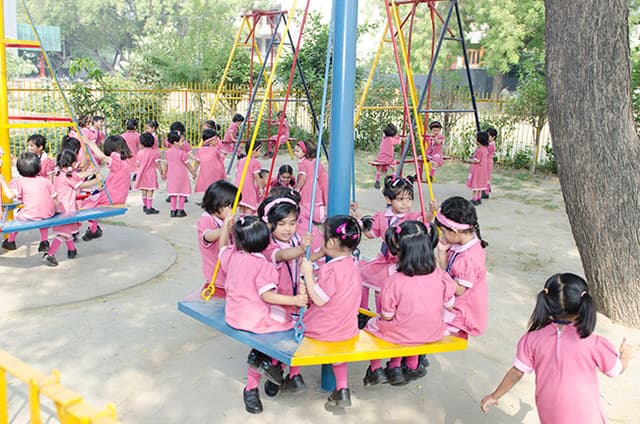 Holy Child School Gallery