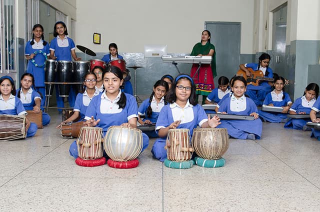Holy Child School Gallery