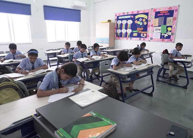 Greater Noida Podar Learn School Gallery