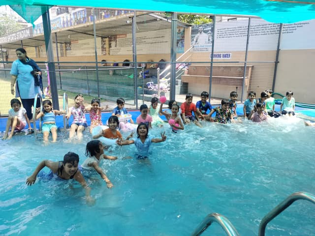 St. Andrews World School Gallery