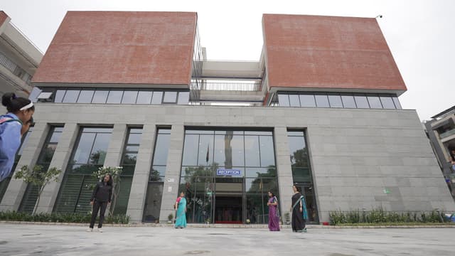 Academic Heights World School Gallery