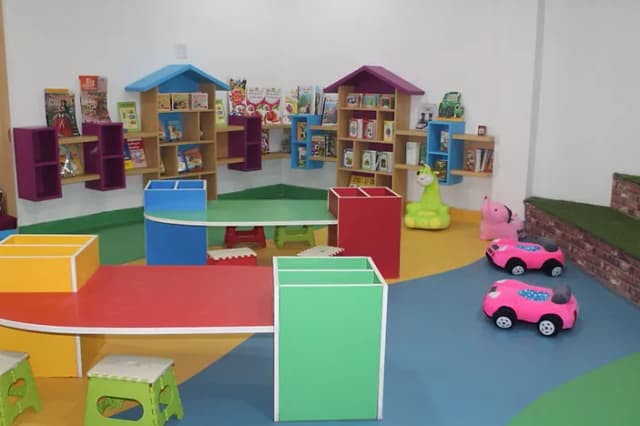 Schiller Institute Senior Secondary School Gallery