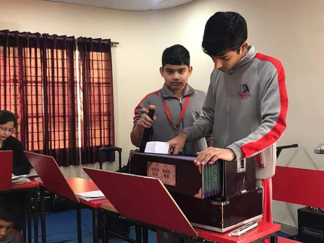 Schiller Institute Senior Secondary School Gallery