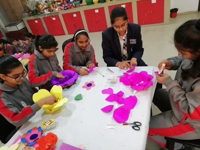 Schiller Institute Senior Secondary School Gallery