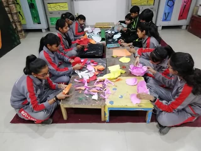 Schiller Institute Senior Secondary School Gallery