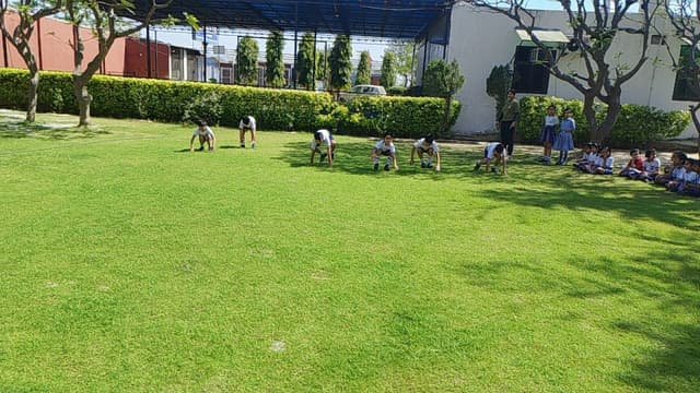 L.K. International School Gallery