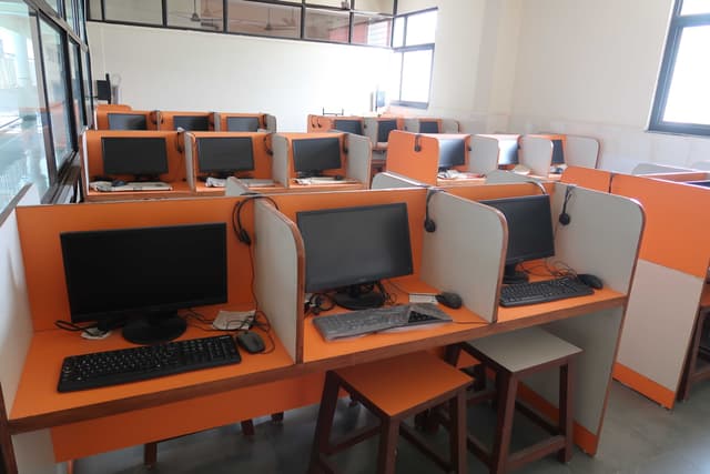 Parevartan School Gallery