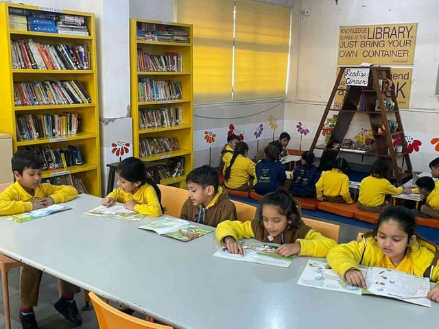 Parevartan School Gallery