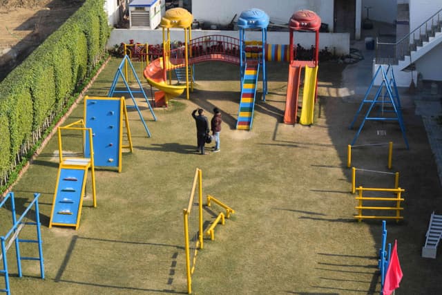 Parevartan School Gallery