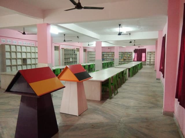 Radisson The School Gallery