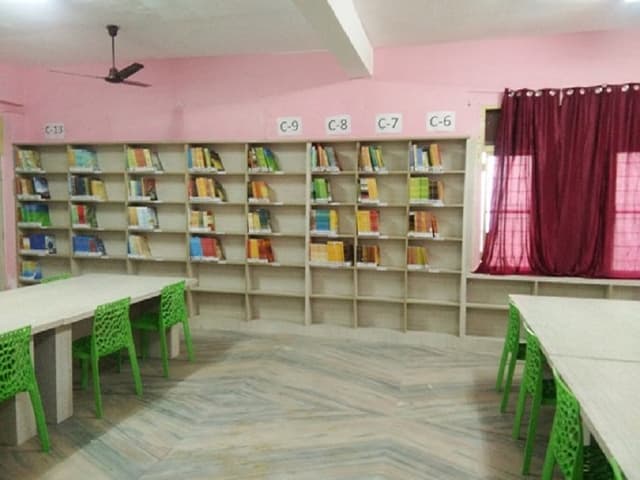 Radisson The School Gallery