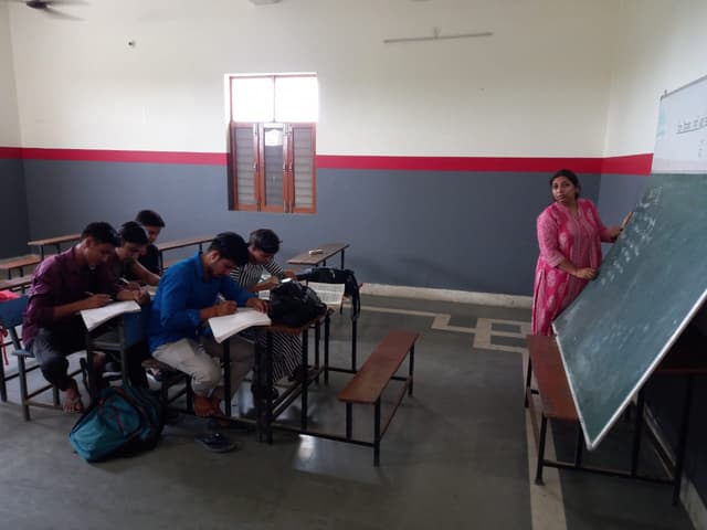 Uma Public School Gallery